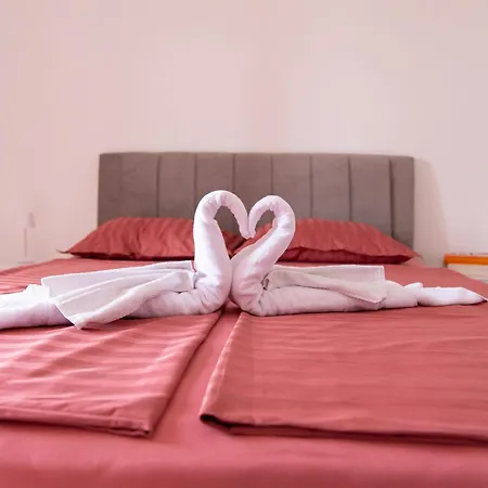 Ana * Kaštela