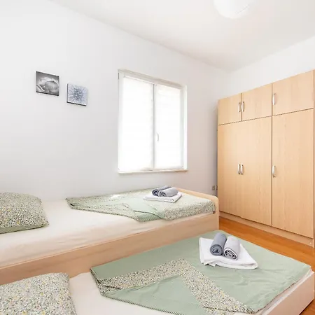 Apartment Ana